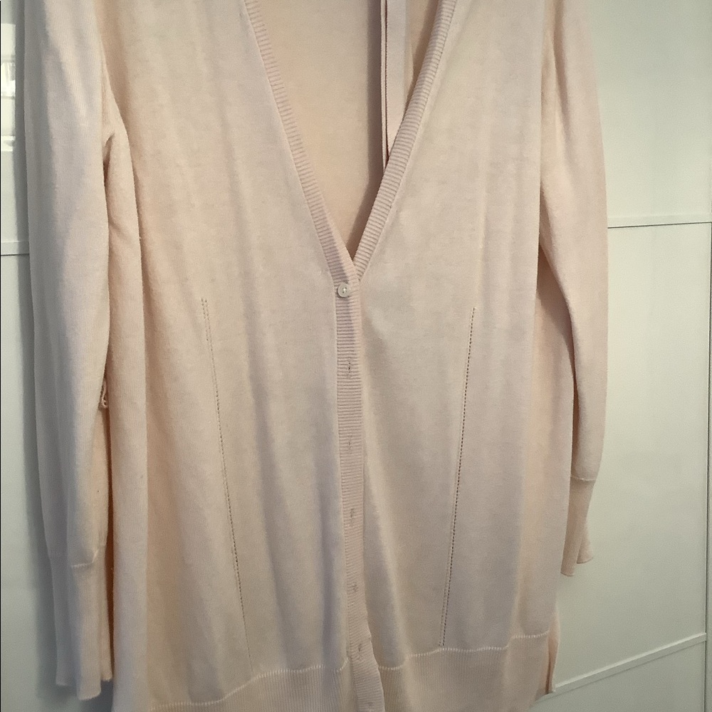 Blush coloured fine knit sweater